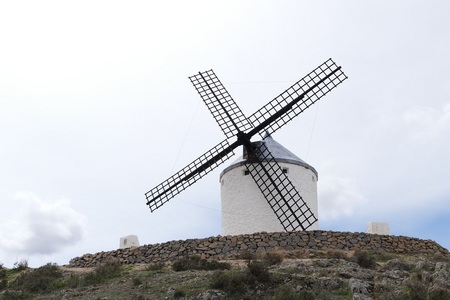 L'ESPAGNE MERIDIONALE : DE ARLACON  A 