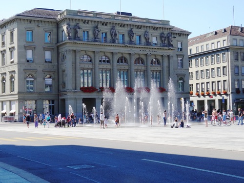 Berne, autour du Palais Fédéral Suisse (photos)