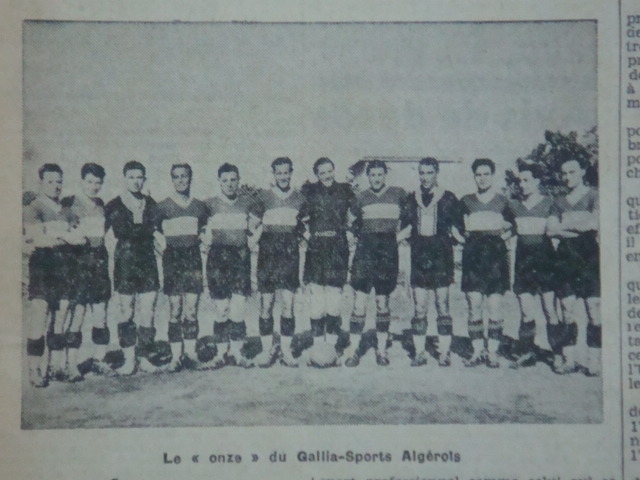 gallia sport d\'alger avec l\'ex mouloudien mustapha kerrarsi
