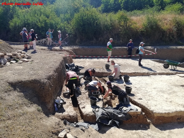 Portes ouvertes sur les fouilles du site de Vix en août 2022