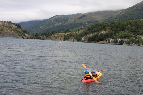 LE LAC DE LOUDENVIELLE .