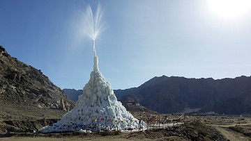 Les stupas de glace ... 