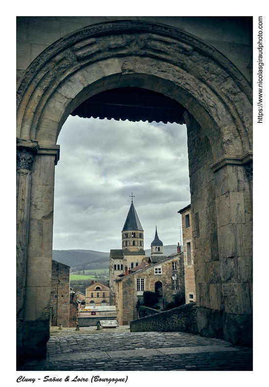 Ordre clunisien entre Brionnais & Charollais