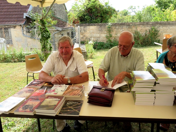 Une belle journée "Pierres et Terroir" a eu  lieu à à Colmier le Haut, joli village de Haute Marne