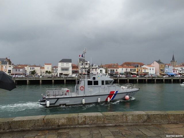 Le bateau de la gendarmerie maritime aux Sables d'Olonne