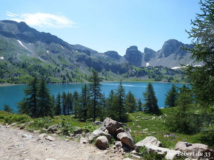 le lac d'Allos dept 04  (1)