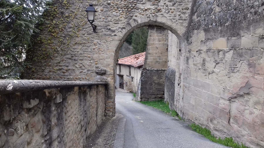 SAINT  ANTOINE  L'ABBAYE  - VILLAGE  ISEROIS