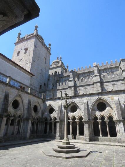 Porto - La Cathédrale et le Cloître