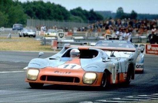 Derek Bell Le Mans 75