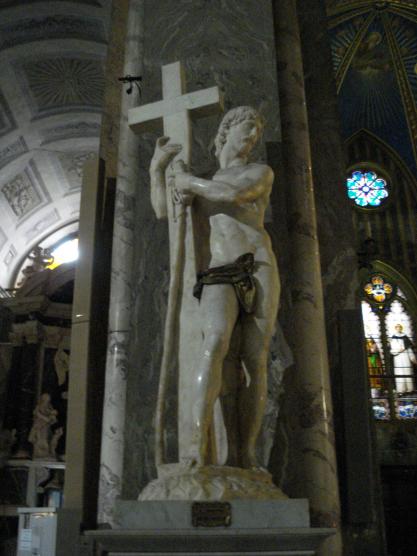 https://upload.wikimedia.org/wikipedia/commons/f/f9/Michelangelo-Christ_the_Redeemer.jpg
