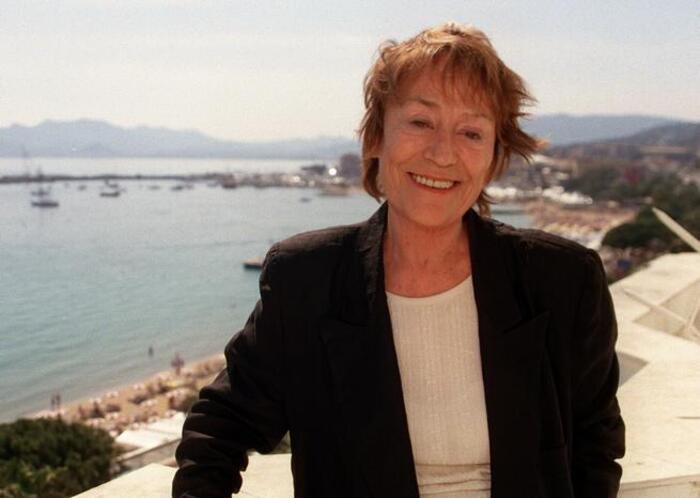 Une populaire écrivaine française annonce qu'elle est sur le point de se faire euthanasier
