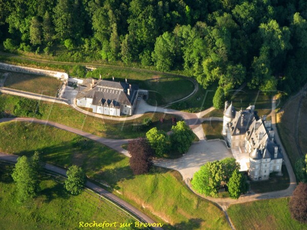 "Le Châtillonnais vu du ciel", vestiges et châteaux...