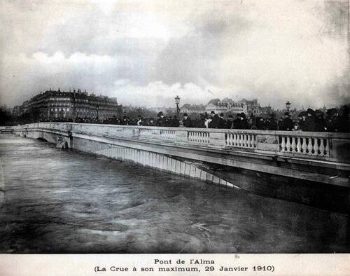 La crue de la Seine à Paris en 1910.