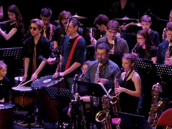 Le magnifique concert 2017 de l'Ecole Municipale de Musique de Châtillon sur Seine, a eu lieu le 8 avril...