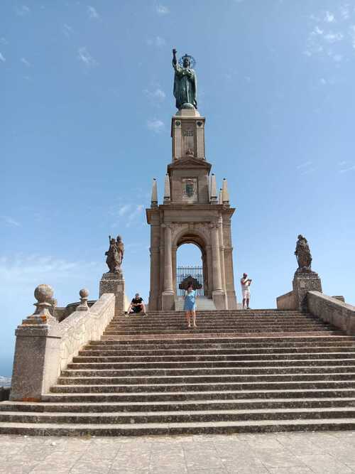  quel beau panorama - sanctuaire de san salvadore  -  majorque - 