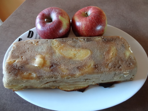 Gâteau « invisible » aux pommes sans lait et sans gluten