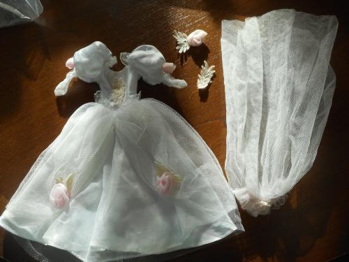 * Tenues (morceaux)