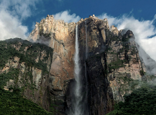 Les chutes de Salto Ángel, au Venezuela