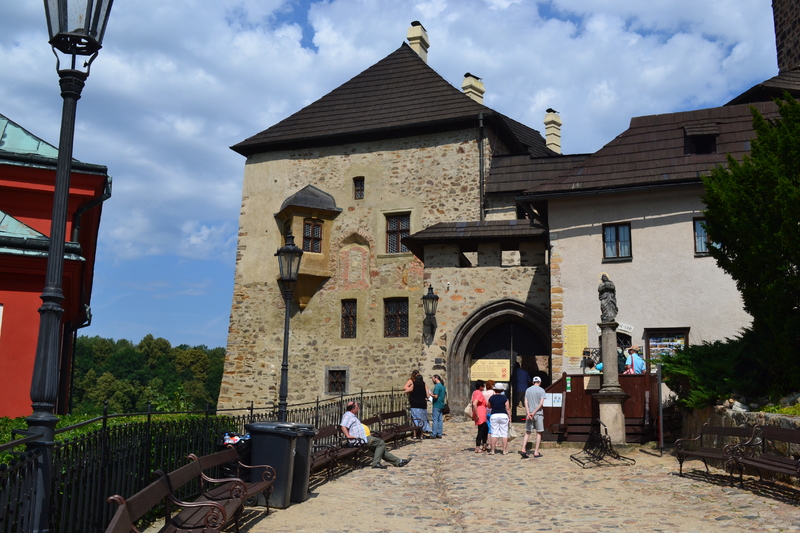 UNE PRISON MAJESTEUSE "LOKET"