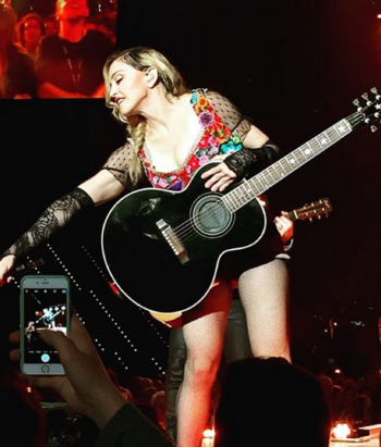 Rebel Heart Tour - 2015 11 19 - Torino, IT (1)