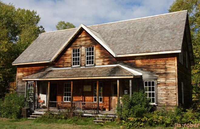 Chicoutimi , Souvenir d'un village fantôme 