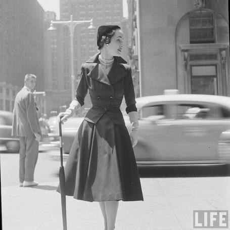 02 - L'auto, la mode dans les années 50