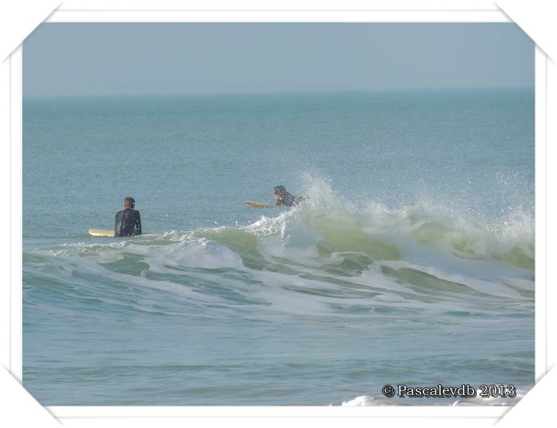 Soleil et surf sur la grande plage de Lacanau-Océan - 1/2