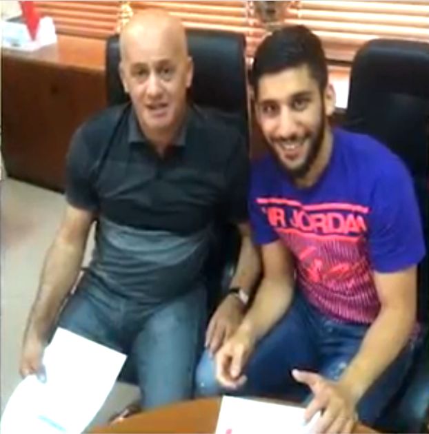 Karaoui rempile pour2 ans
