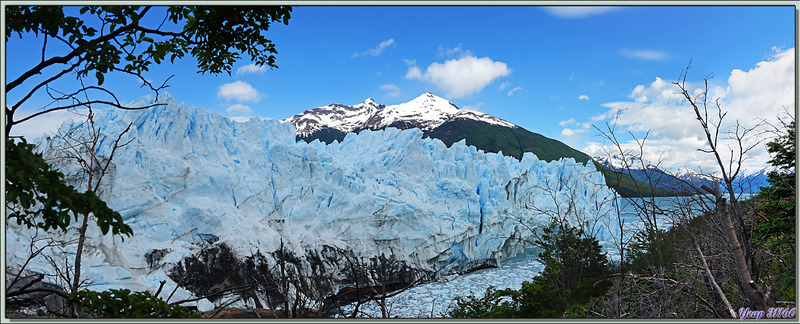 Le Cerro Hauthal (1521 m) surplombant le glacier Perito Moreno - Peninsula de Magallanes - Patagonie - Argentine