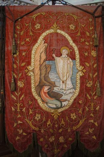 Fanion de Procession Sain-Germain-le-Scot Eglise Saint-Germain-le-Scot Carteret ERNOUF Guillaume.JPG