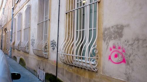 "L'art dans la rue" ou "street art"