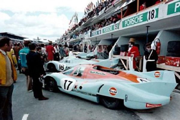 Derek Bell