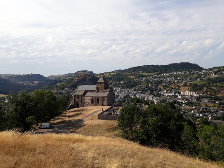 Vue sur l'église et Murat