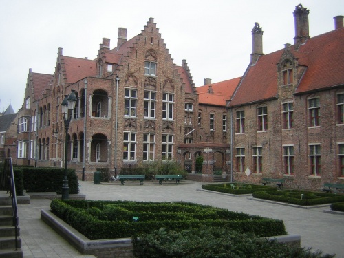 BRUGES, LA VENISE DU NORD