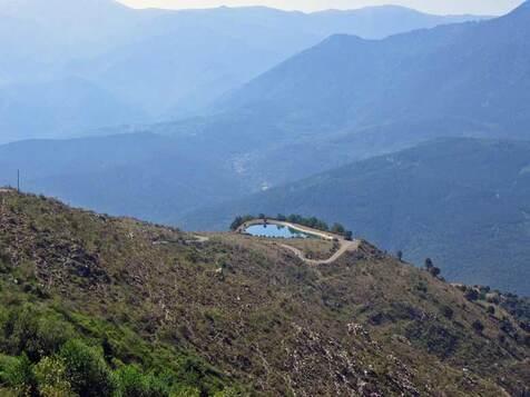 Des merveilles au pays d'Alysse - Le Tour du Coronat - 1er jour - Jujols (940 m) - L'Estany del Clot (1.635 m) par le Col du Portus (1.736 m)-16 kms.