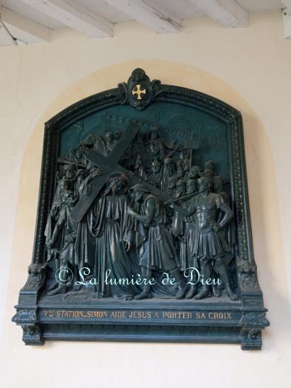 Sainte-Anne d'Auray, le cloître et le chemin de croix