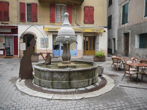 La fontaine aux lions