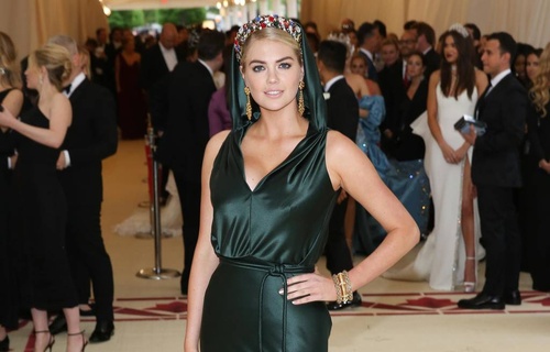 Kate Upton lance une gamme de plats préparés vegans