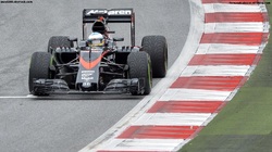 Fernando Alonso abandonne en Autriche, après une collision avec Raikkonen dans le premier tour