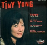    Tiny  Yong  :  La  blonde  de  Pékin  -  1966
