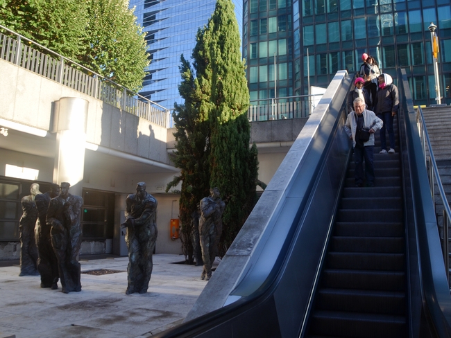 ☻ Visite de l'Esplanade de la Défense avec Générations 13