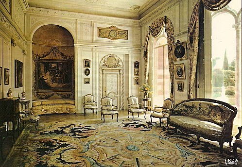 Salon Louis XV savonnerie tissée pour la Reine Marie Letzi