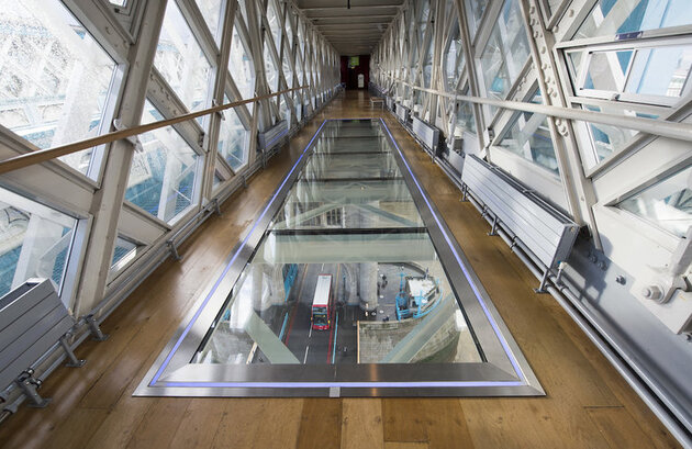 Le glass floor de Tower Bridge
