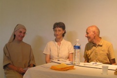 Soeur Samuel Noguet Debat, Soeur Maryline Darbellay, Marc Puissant Colloque chrétiens-bouddhistes au CTM avec Drukpa Grenoble