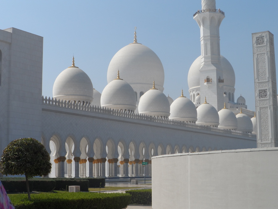 ABU  DHABI  MOSQUEE  SHEIKH  ZAYED  (Photos d'une amie fevrier 2018)