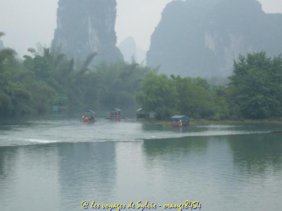 GUILIN PAYSAGE HABITANTS