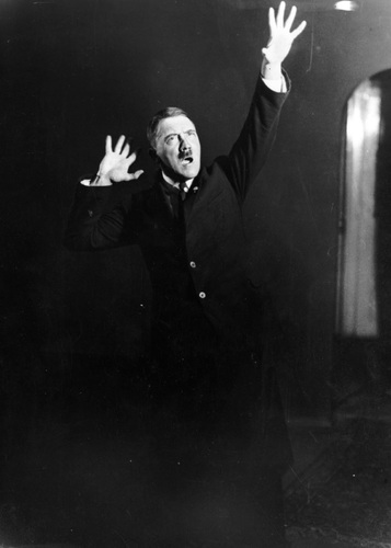 Hitler, narcisse et son miroir