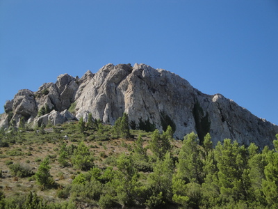 * OPOUL-PERILLOS le château et les canyons