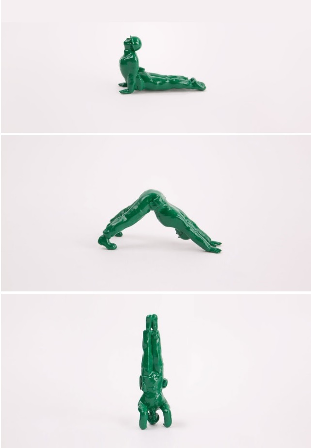Classic Green Army Figures Practicing Yoga x 3