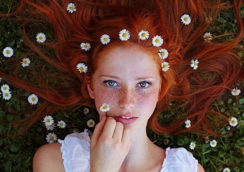 Fille-rousse